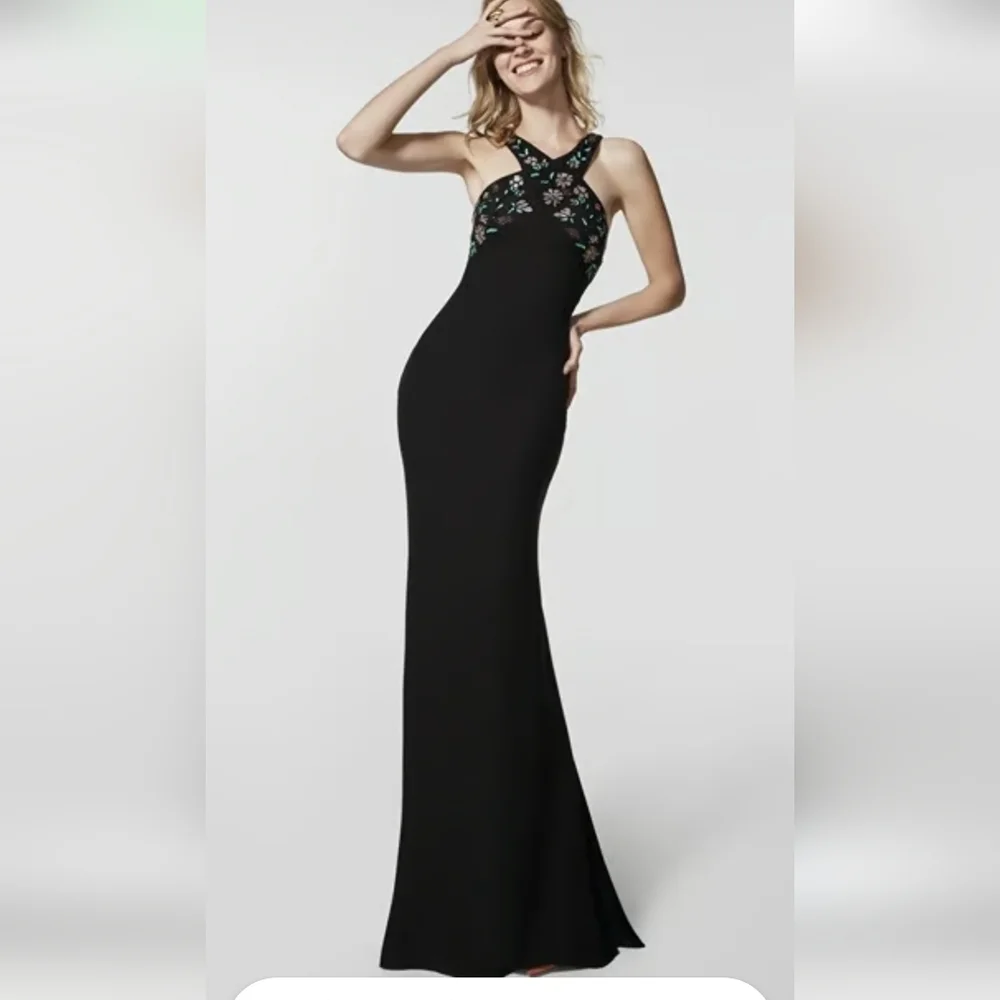 Pronovias Barcelona Embellished Black Halter Gown High-Low Hem-NWT Size 2 - Picture 15 of 15